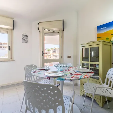 Carigi By Interhome Lägenhet Villasimius